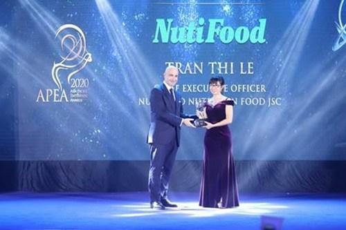 Nutifood lập “Hat-Trick” với 3 giải thưởng về doanh nghiệp và lãnh đạo xuất sắc châu Á