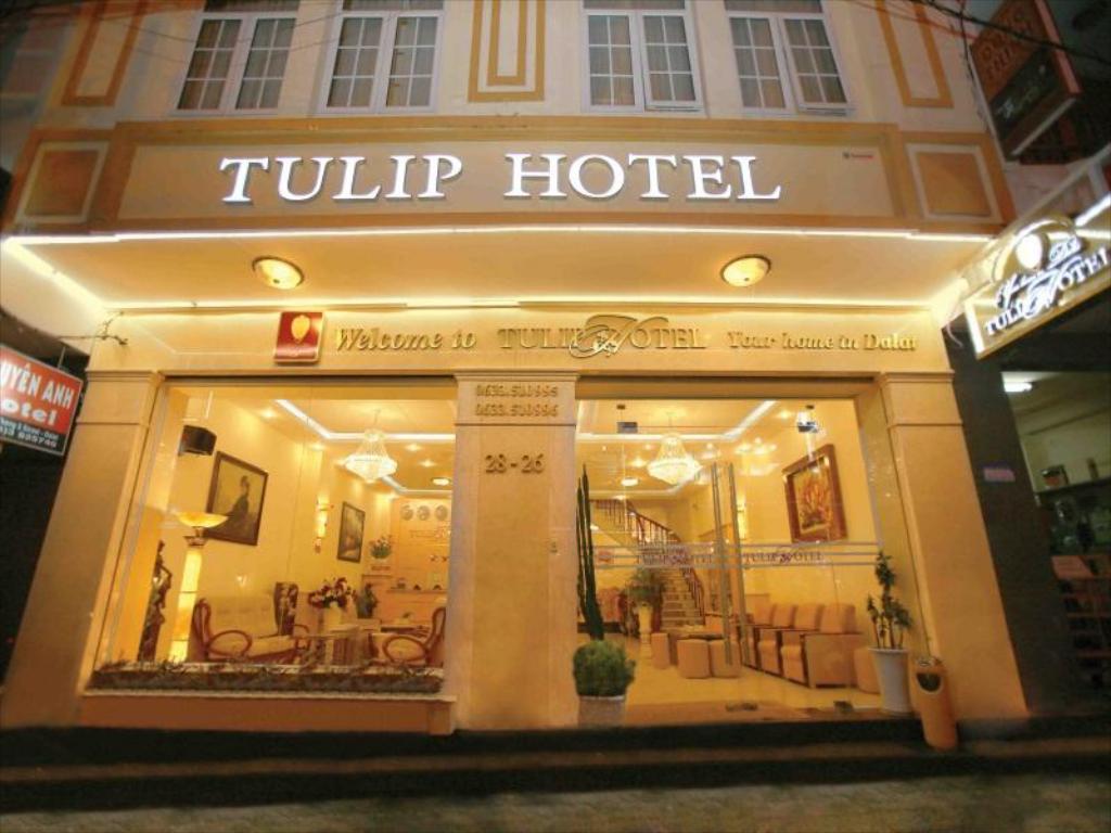 Khách sạn Tulip 
